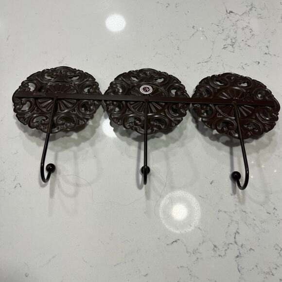 Three Medallion Key Wall Hook Rack, Brown, Green, & Gold Hanging Wall Art - Picture 6 of 11